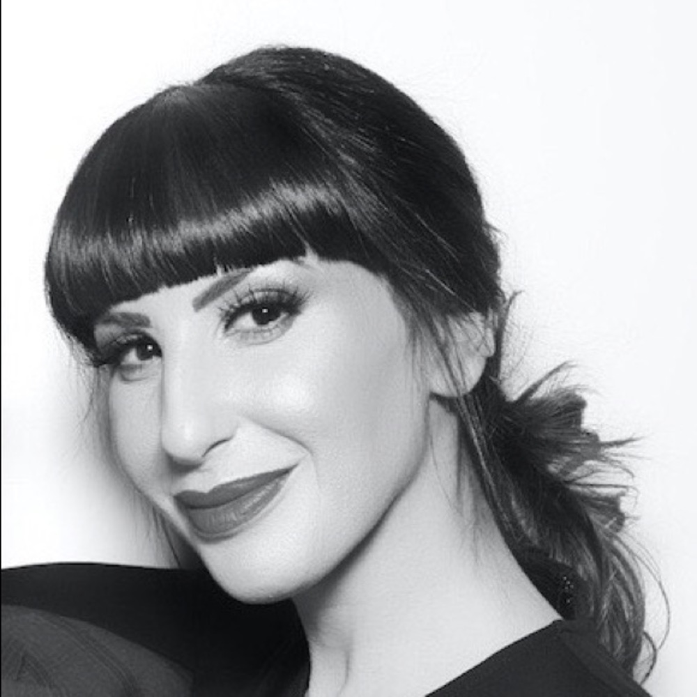 Meet your Posher, Christina